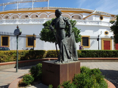 A statue of Curro Romero, famous Matador.